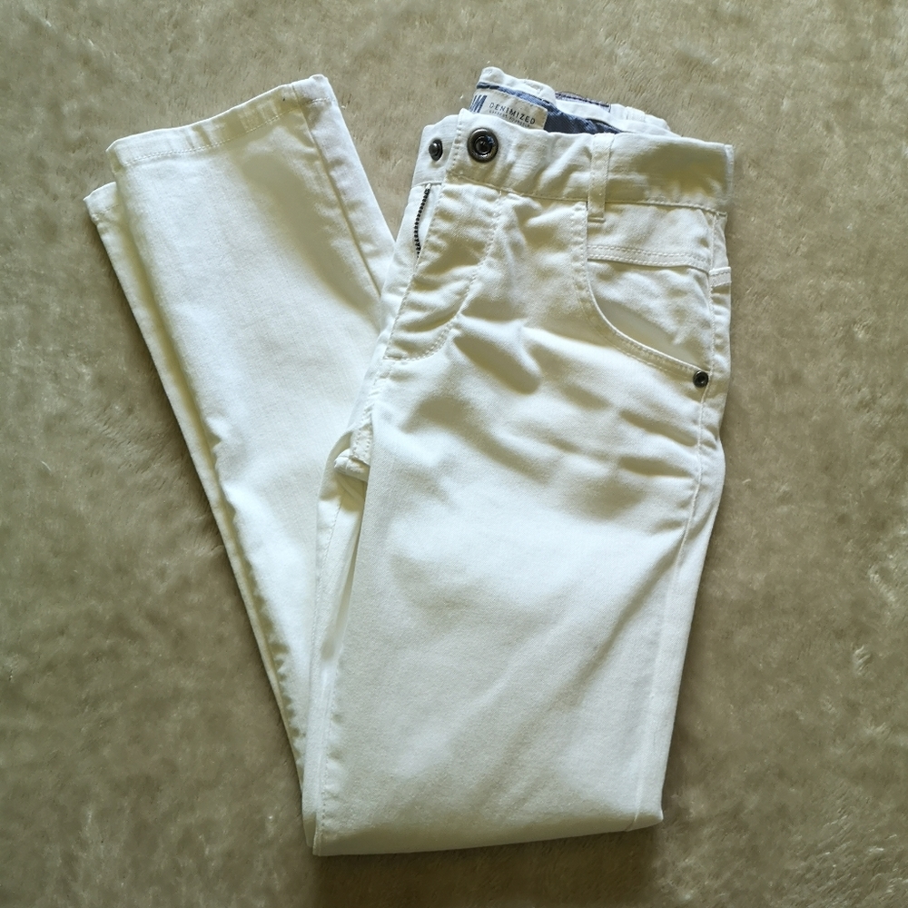 Off-white low rise straight jeans